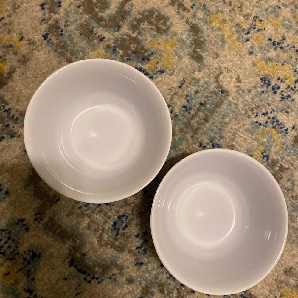 Like new set of 2 Koyo Melamime Chinese Longevity Bowls – Red & Gold Dinnerware - Picture 3 of 5